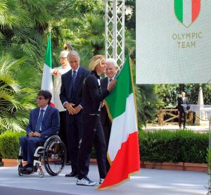 160622 108 consegna tricolore Foto Mezzelani-Carbone GMT