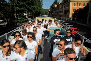 160622 114 consegna tricolore Foto Mezzelani-Carbone GMT