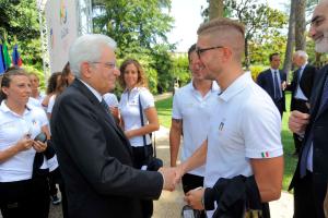 160622 148 consegna tricolore Foto Mezzelani-Carbone GMT