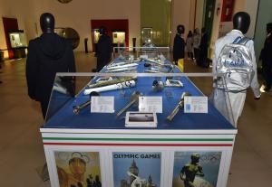 mostra fiacole bronzi di riace Foto Mezzelani GMT 026