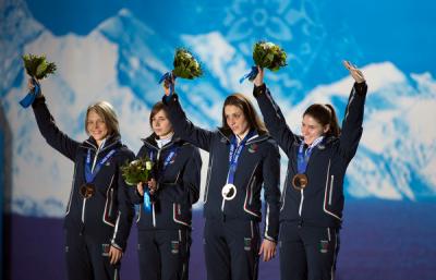 Medals Plaza : Premiazioni della staffetta short track