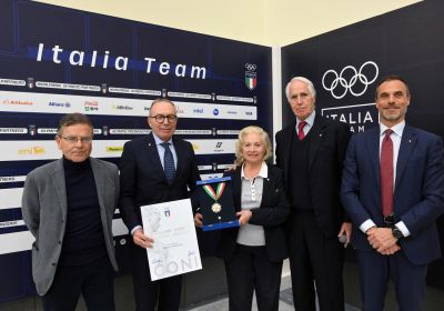 Onorificenze e premiazioni in Consiglio Nazionale