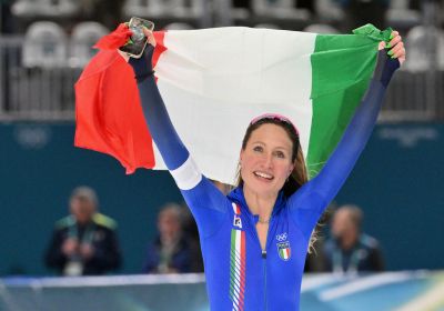 Pattinaggio di velocità, Lollobrigida lo ha fatto ancora: azzurra d'oro nei 5.000 metri