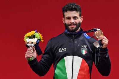 Podio pesante, Pizzolato di bronzo negli 81 kg