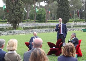 057 Presentazione Piazza di Siena Pagliaricci GMT