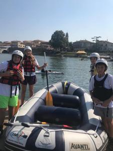 42269599_2152774161632210_3246980041527001088_n