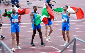 Staffetta 4x100 ITA ORO Foto Luca Pagliaricci GMT _TOK7676 copia