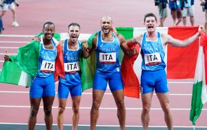 Staffetta 4x100 ITA ORO Foto Luca Pagliaricci GMT _TOK7687 copia