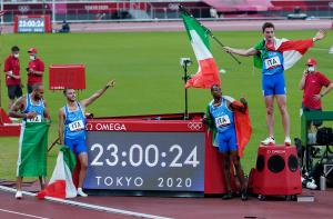 Staffetta 4x100 ITA ORO Foto Luca Pagliaricci GMT _TOK7817 copia