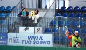 2218 Short Track 140 ph Simone Ferraro 38-SFA08552