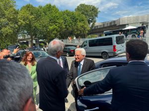 ca9c2f21 5341 4bc0 9f32ba579f2389