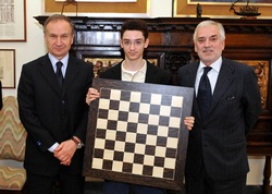 CONI: Petrucci e Pagnozzi incontrano il campione di scacchi Caruana