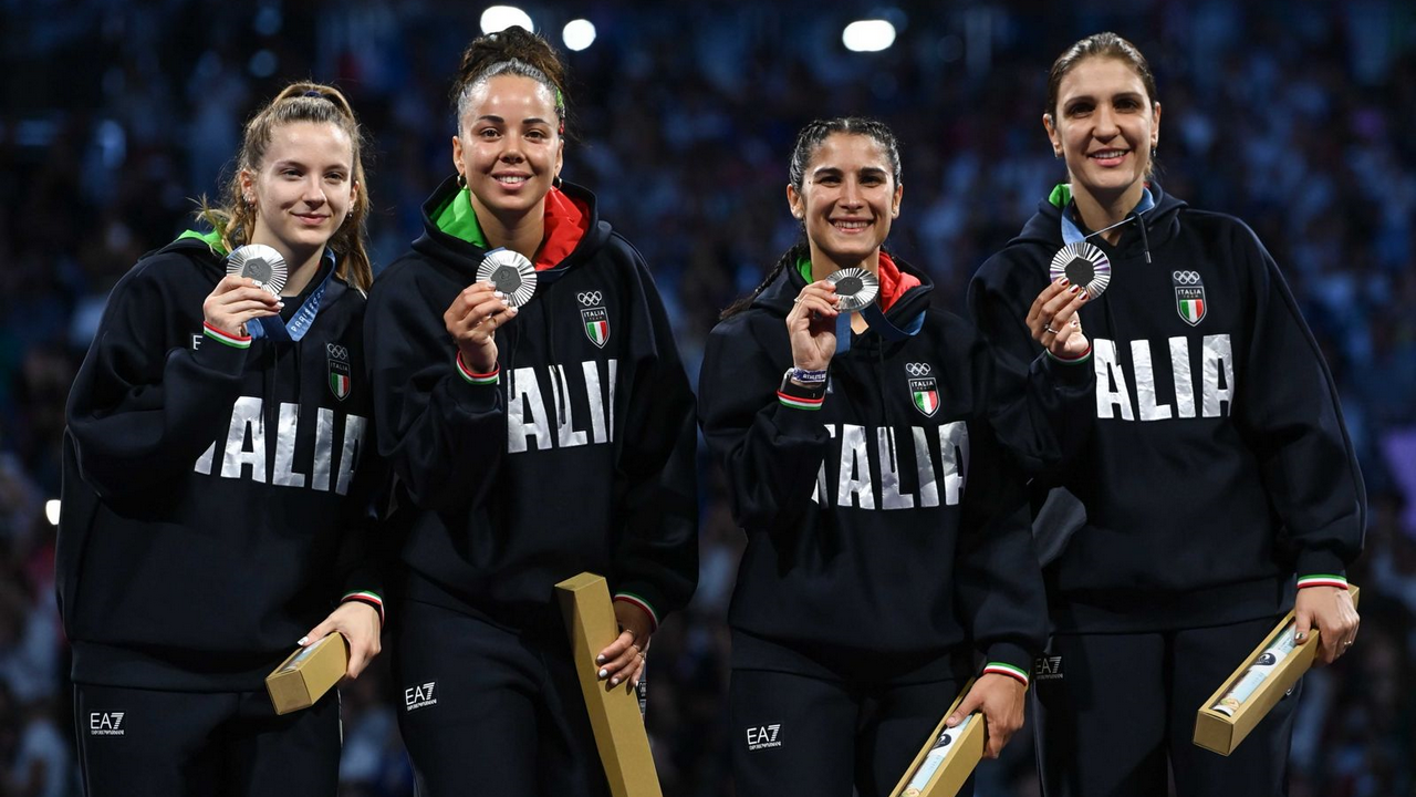 Italian fencers bow to the United States: silver medal in the Olympic team event