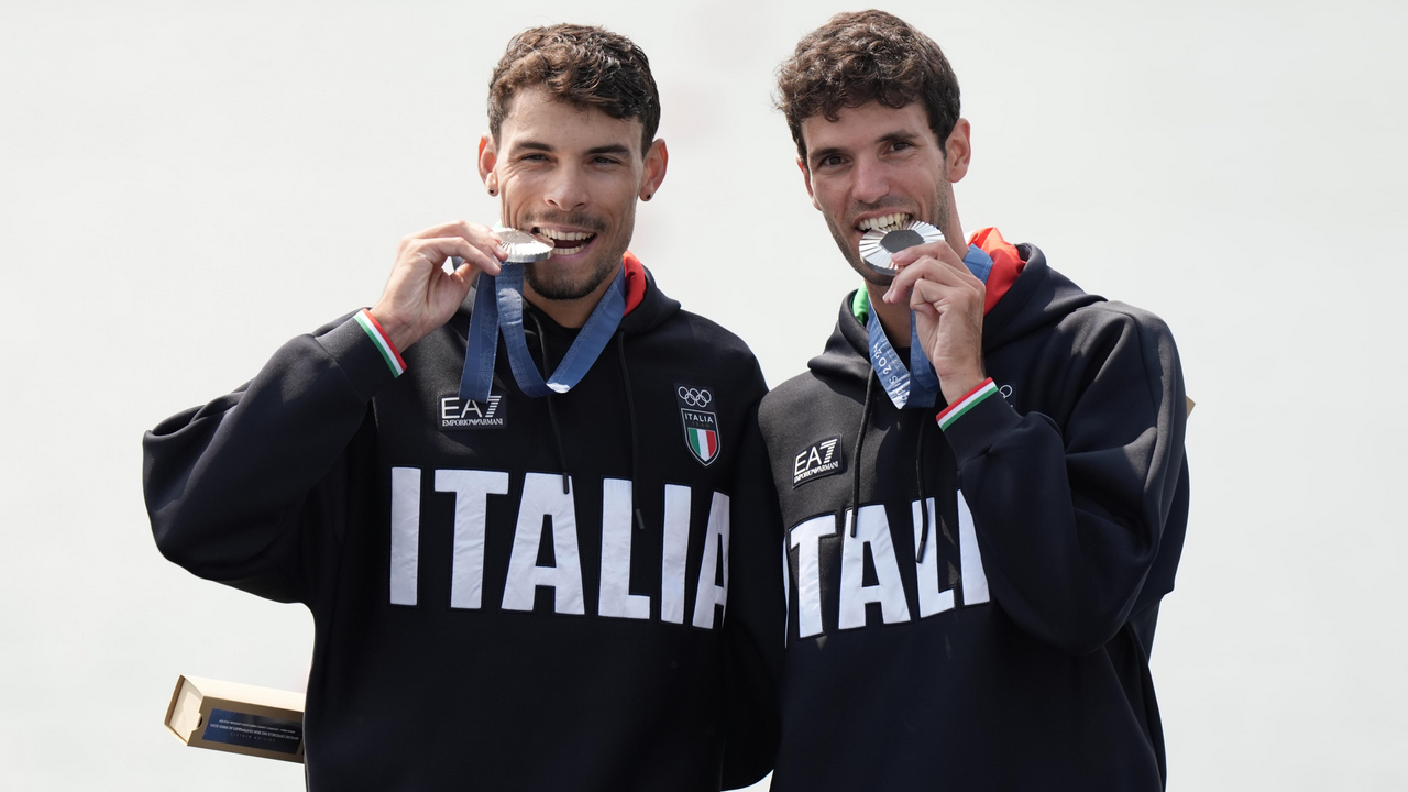 Italia Team on the podium in lightweight double sculls: Stefano Oppo and Gabriel Soares claim silver