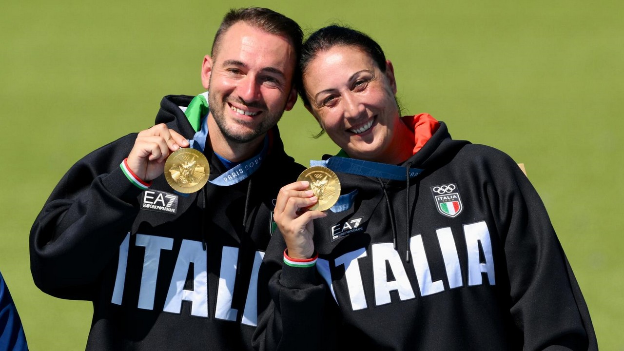 Skeet, Bacosi e Rossetti trionfano nel mixed team: nona medaglia d'oro a Parigi 2024 per l'Italia