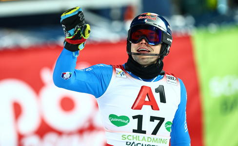 Coppa del Mondo: Vinatzer settimo nello slalom notturno in Austria, 11° Sala