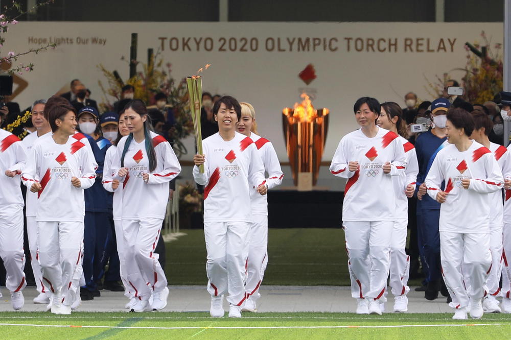 Torcia olimpica in Giappone, al via il tour. 'Hope lights your way': messaggio di speranza verso i Giochi