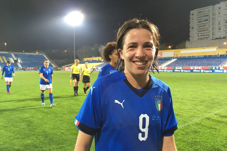 Qualificazioni Mondiale, l'Italia femminile vince in Portogallo e vola in testa al girone 