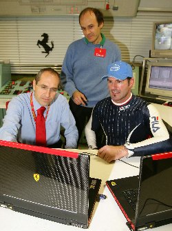 VANCOUVER 2010: L'olimpionico Zoeggeler e gli azzurri dello slittino provano nella Galleria del Vento di Maranello con i tecnici CONI e Ferrari